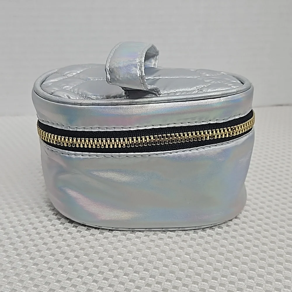 AIMEE KESTENBERG SILVER MAKE-UP CASE